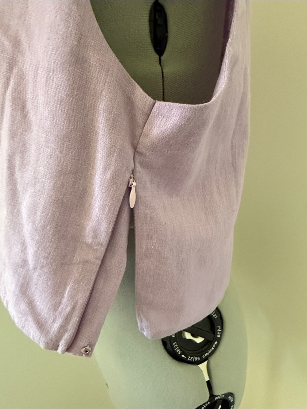 NWT Rujuta Sheth crop sleeveless top - Picture 3 of 5